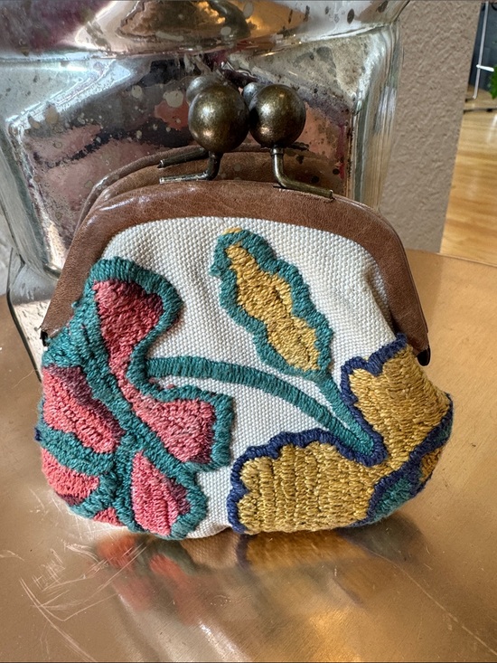 Fossil Handbags - Fossil Embroidered Coin Purse – Cream, Pink, Teal & Mustard